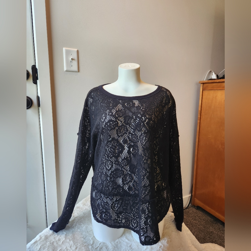 Free People lace cut sweater size XS